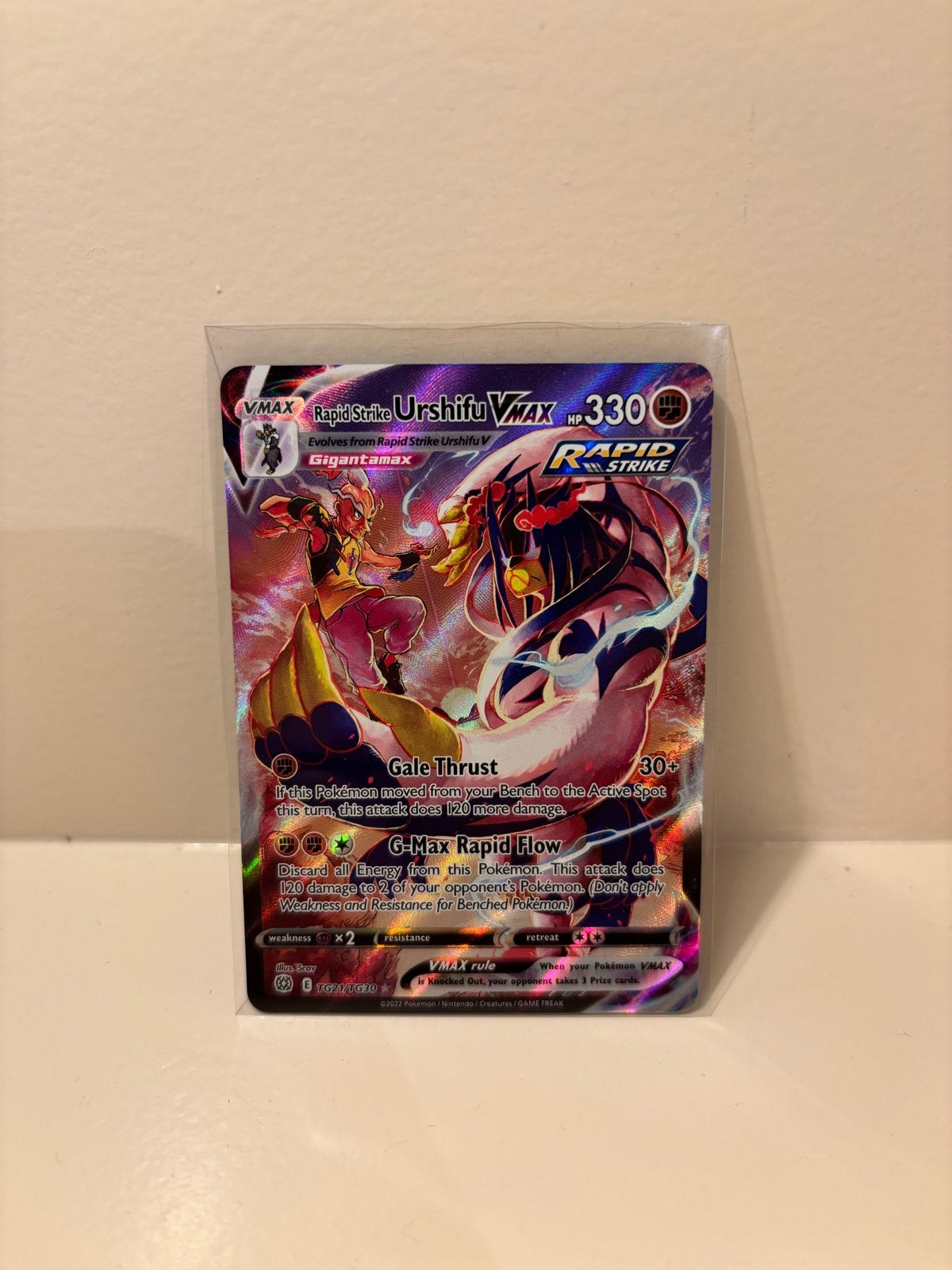 Rapid Strike Urshifu VMAX tg21 NM pokemon kaart, Hobby en Vrije tijd, Ophalen of Verzenden, Zo goed als nieuw, Losse kaart, Foil