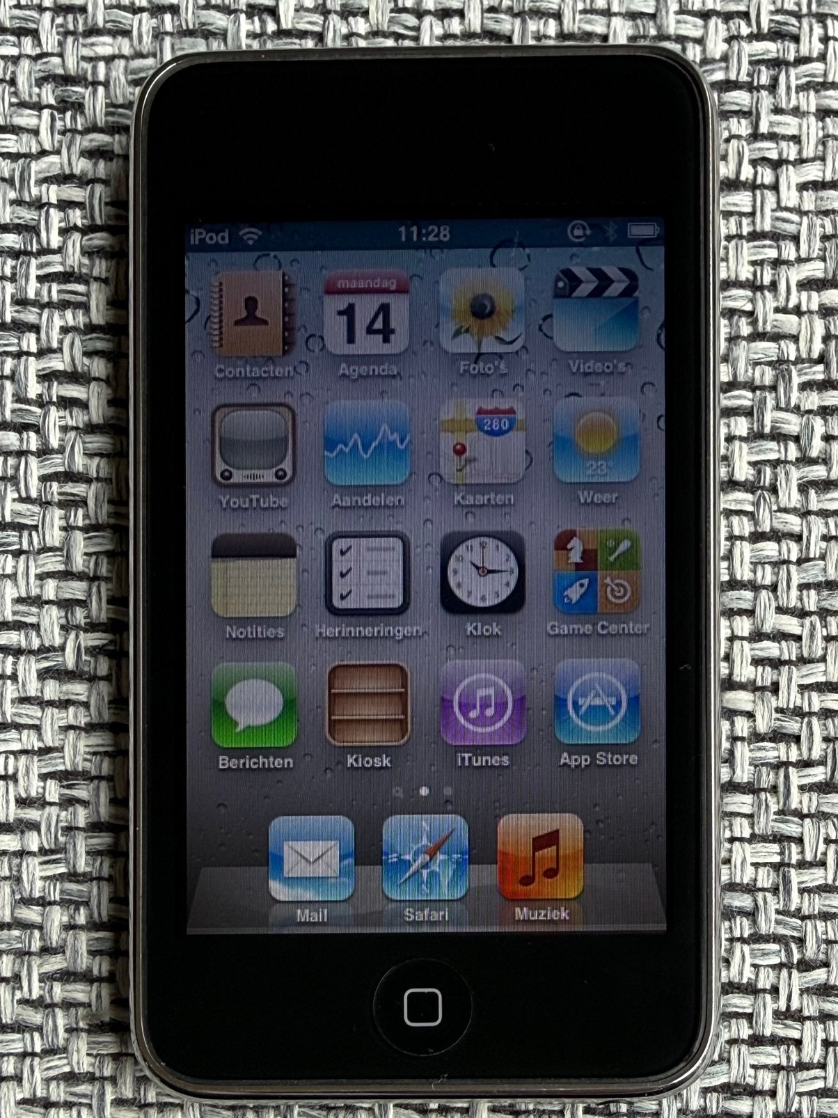 Apple iPod touch 3rd Gen - 32 GB model A1318, Audio, Tv en Foto, Gebruikt, Zwart, Ophalen of Verzenden, 20 tot 40 GB