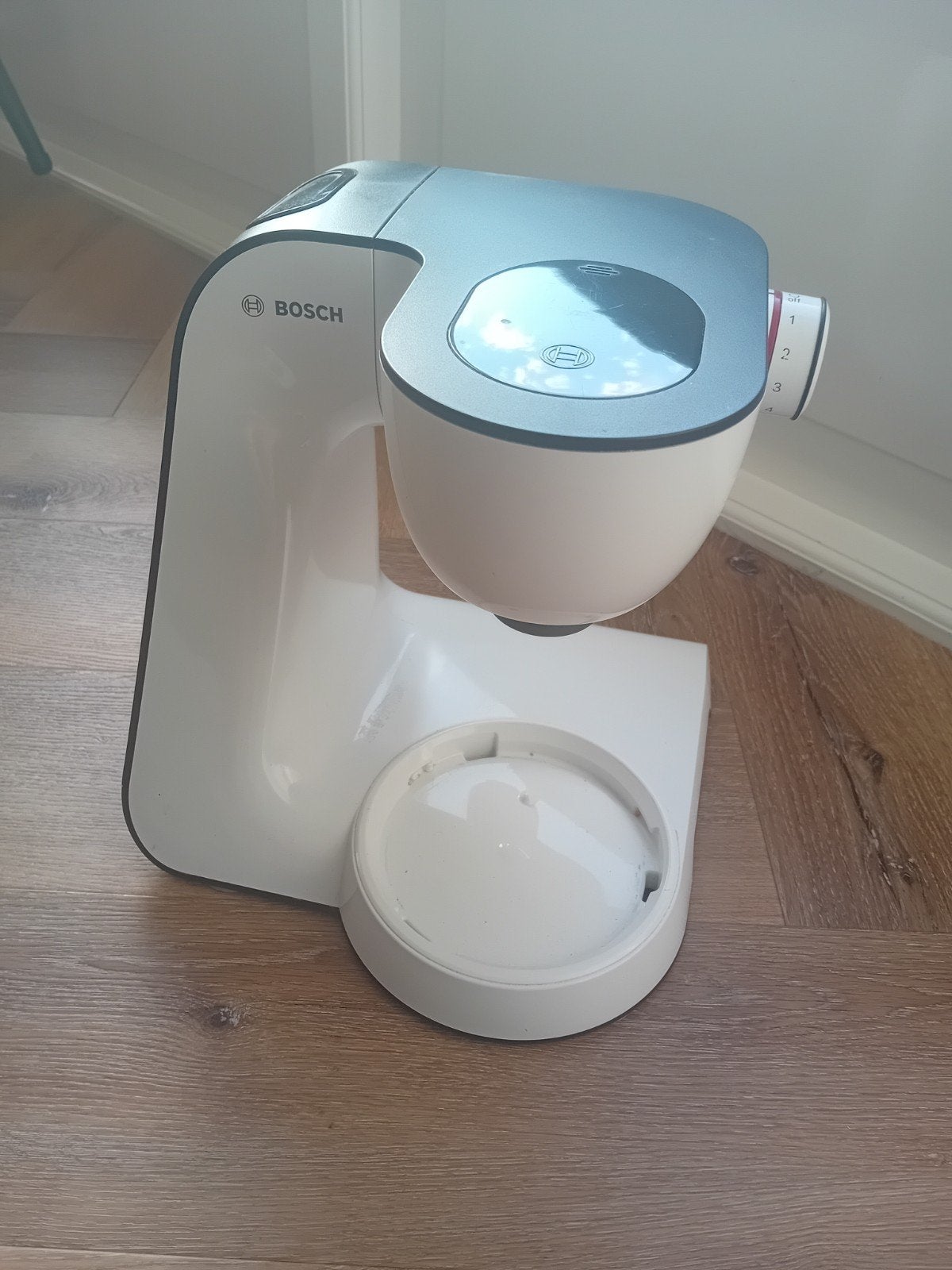 Defecte Bosch keukenmachine; voor onderdelen, Huis en Inrichting, Gebruikt, Kunststof, Ophalen of Verzenden, Snijmachine