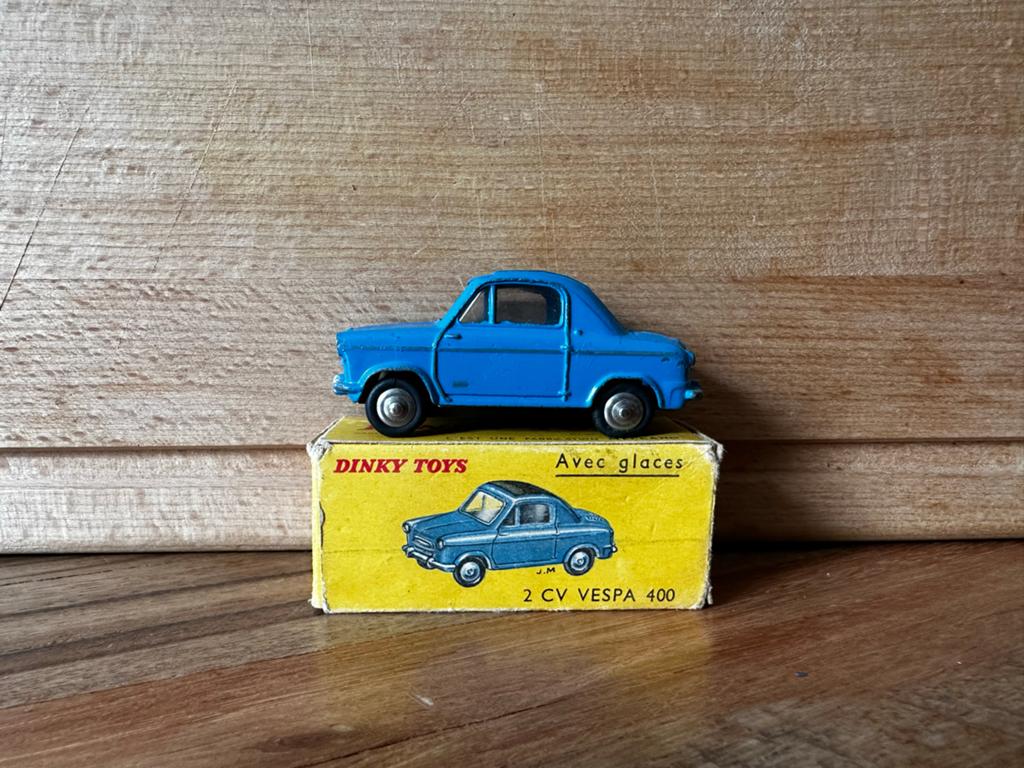 Dinky Toys 2CV Vespa 400 nr 24L, Ophalen of Verzenden, Zo goed als nieuw, Auto