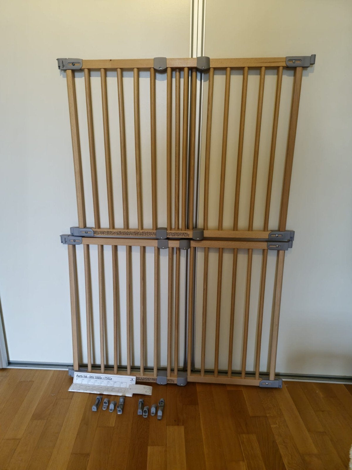 Babydan Flexi houten traphekjes met bevestigingsmateriaal, 2, Kinderen en Baby's, Traphekjes, Ophalen, Zo goed als nieuw, Hout