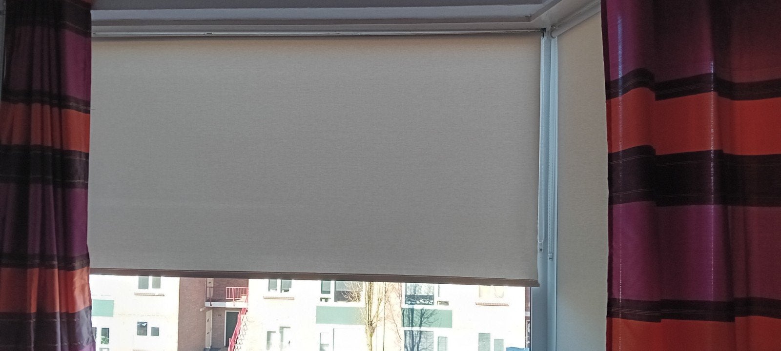 3 rolgordijnen, Doe-het-zelf en Verbouw, Rolluiken, Ophalen, 200 cm of meer