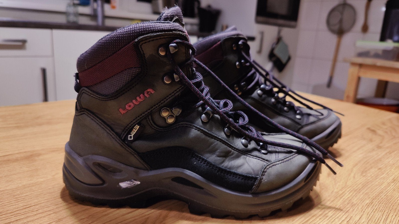 Lowa Renegade GTX Mid Ws wandelschoenen maat 39,5 – nieuw, Ophalen of Verzenden, Zo goed als nieuw, Schoenen