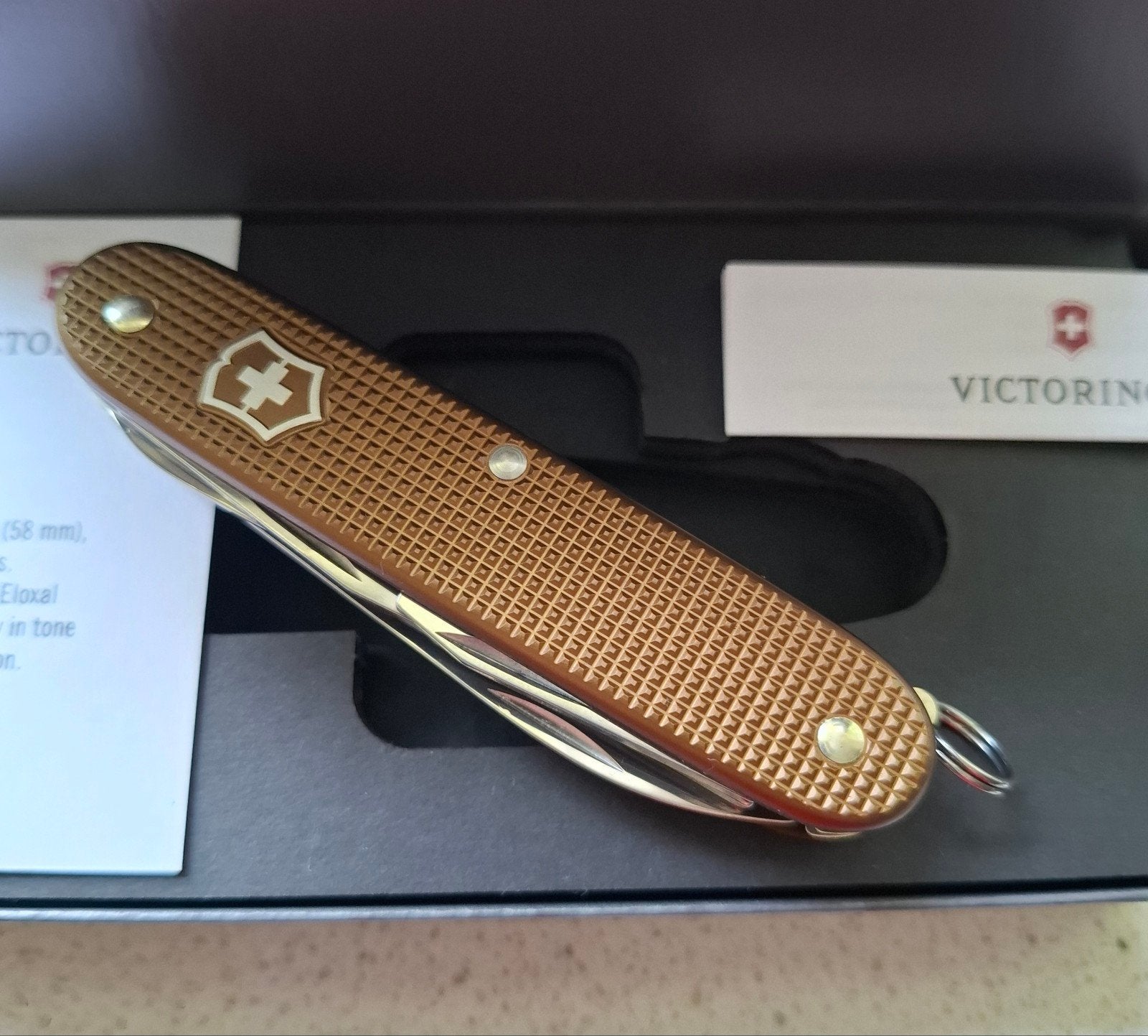 Victorinox pioneer x limited edition 2024 mes zakmes, Ophalen of Verzenden, Nieuw