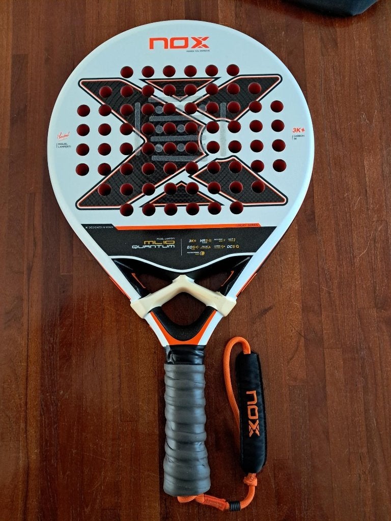 Nox ML10 Quantum 3k - als nieuw - met nieuwe shock out grip, Ophalen of Verzenden, Zo goed als nieuw, Padelracket