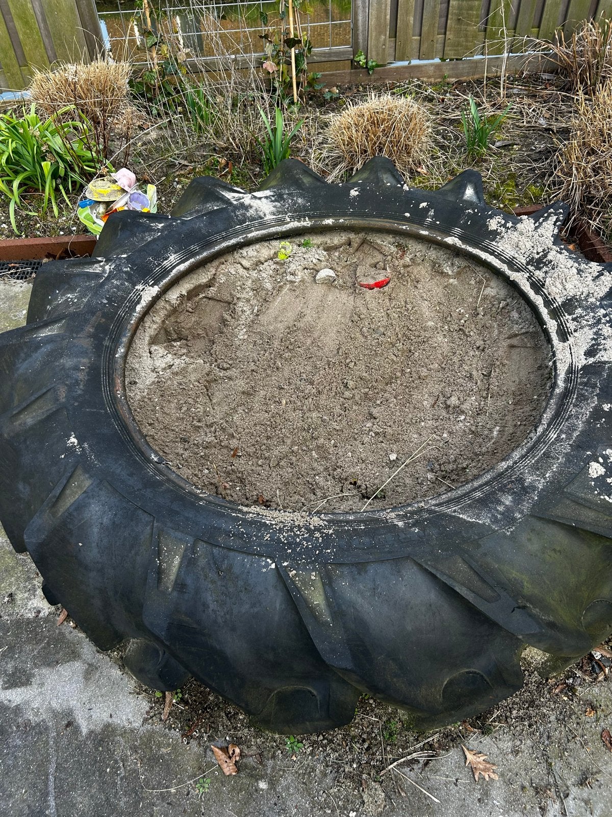 Grote tractorband trekkerband zandbak, Ophalen, Gebruikt