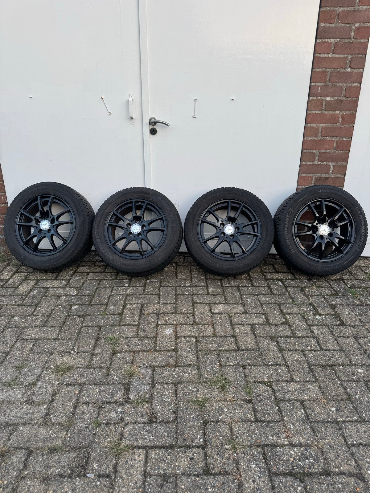 Mercedes 16 inch winterset | Michelin Alpin | Ronal, Auto-onderdelen, Banden en Velgen, Gebruikt, 16 inch, Banden en Velgen, Personenwagen