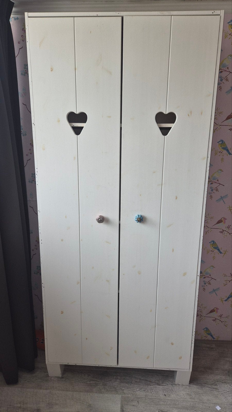 Witte kledingkast met hartjes, 188x82.5x39.5 cm, Huis en Inrichting, Ophalen, 50 tot 100 cm, 150 tot 200 cm, 25 tot 50 cm