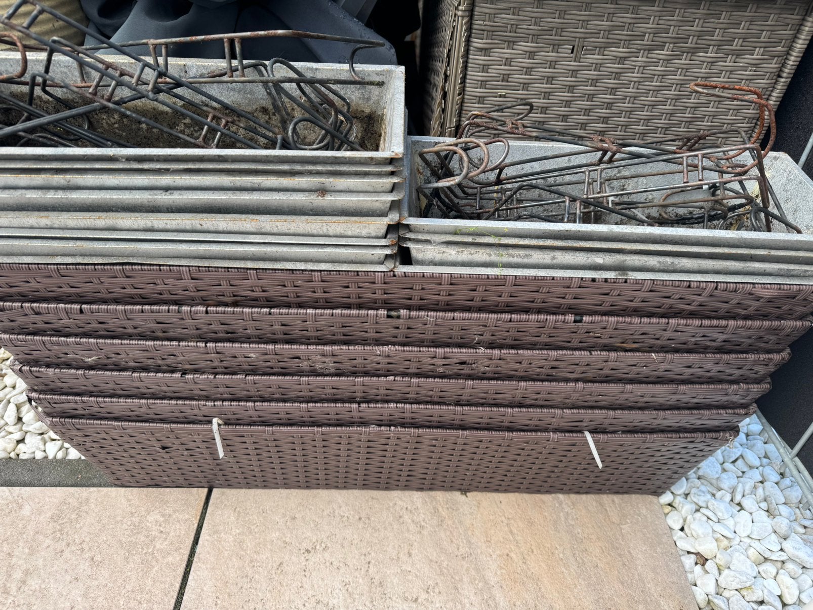 6 bloembakken (1 meter) gratis af te halen, Tuin en Terras, Bloembakken en Plantenbakken, Ophalen of Verzenden, Gebruikt, Rond
