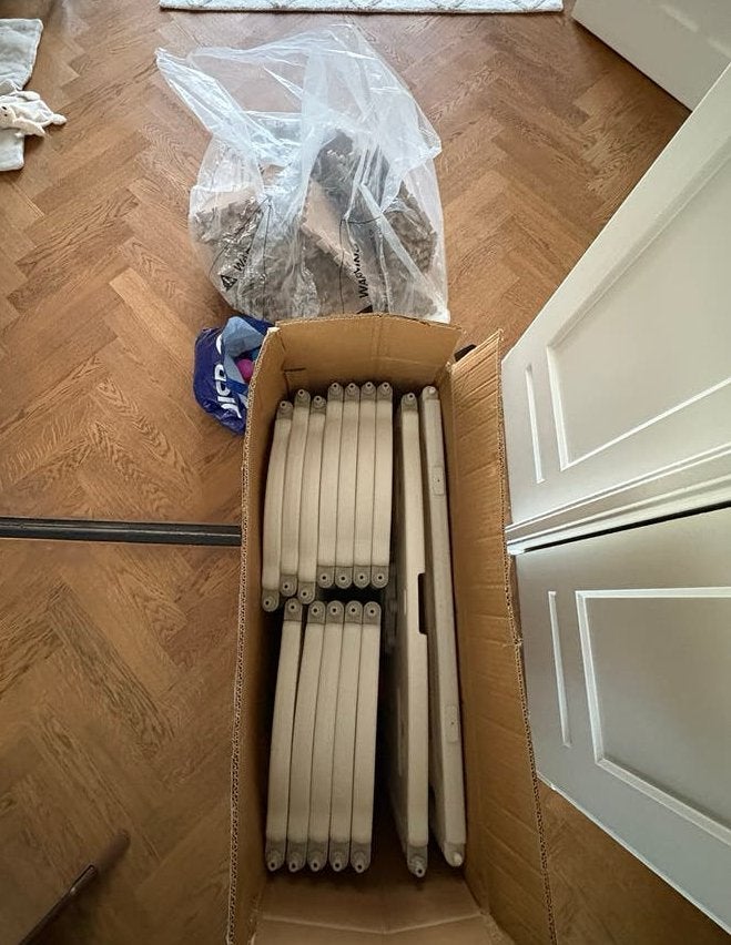 Baby box/speelbox with balls and carpet, Kinderen en Baby's, Boxen, Ophalen, Zo goed als nieuw, Vierkant