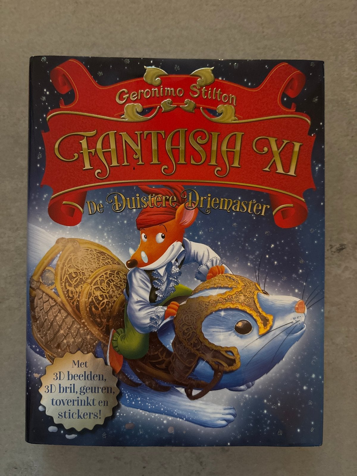 Geronimo Stilton Fantasia XI: De Duistere Driemaster, Ophalen of Verzenden, Zo goed als nieuw, Fictie