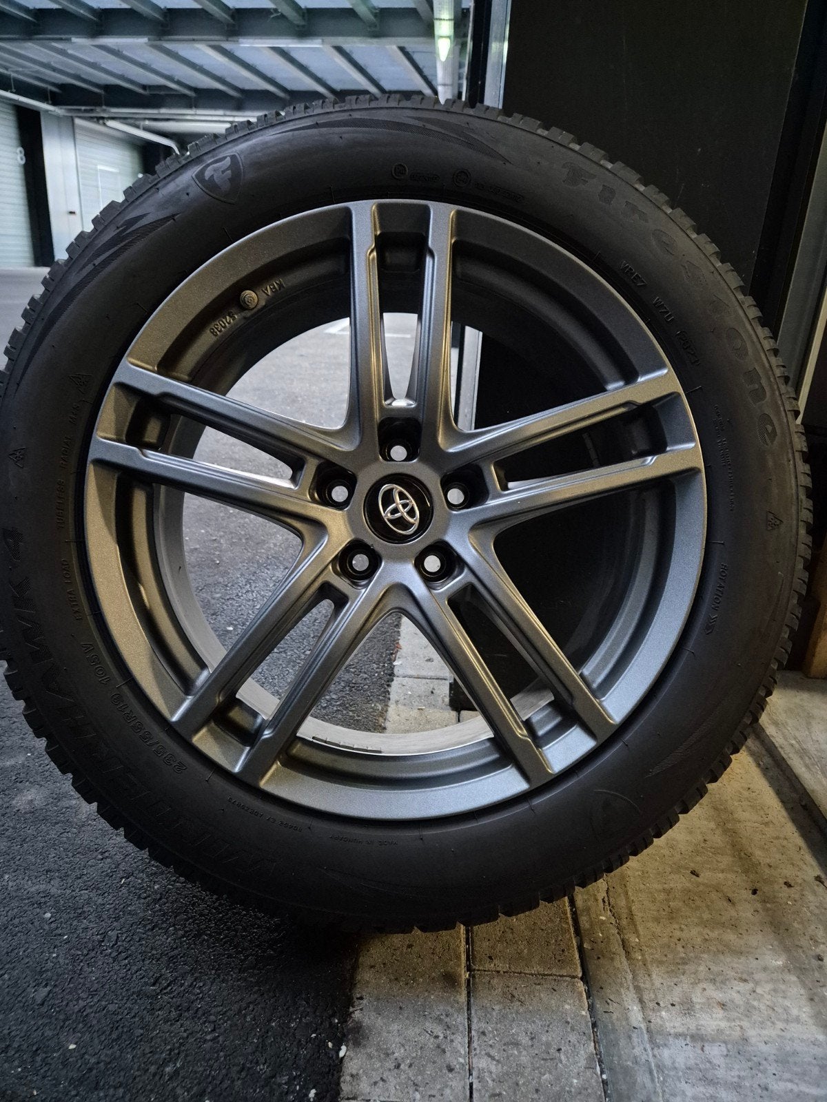 19inch TOYOTA RAV4 / BZ4X / SUZUKI ACCROSS WINTERSET tpms, Auto-onderdelen, Banden en Velgen, Winterbanden, 235 mm, Ophalen