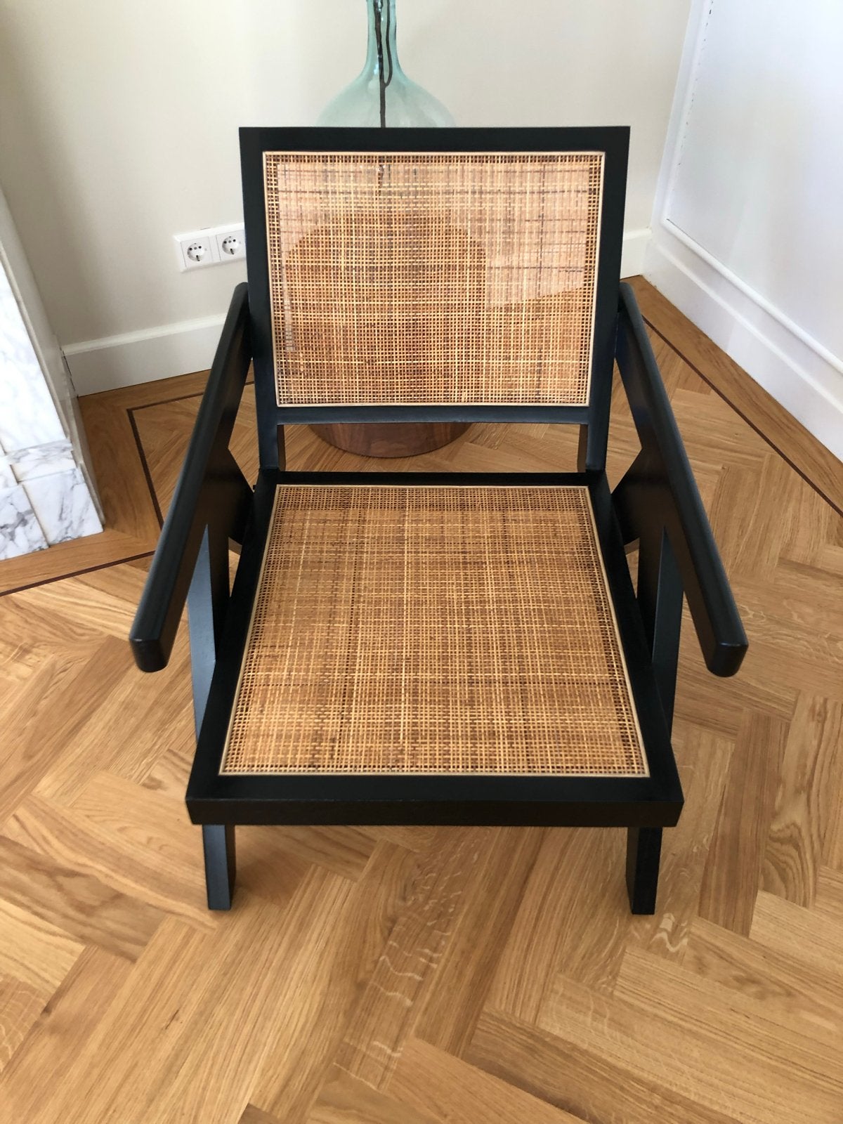 2x Eichholtz stoelen zwart frame rotan zitting/rugleuning, Huis en Inrichting, Ophalen, Gebruikt, Twee, Zwart