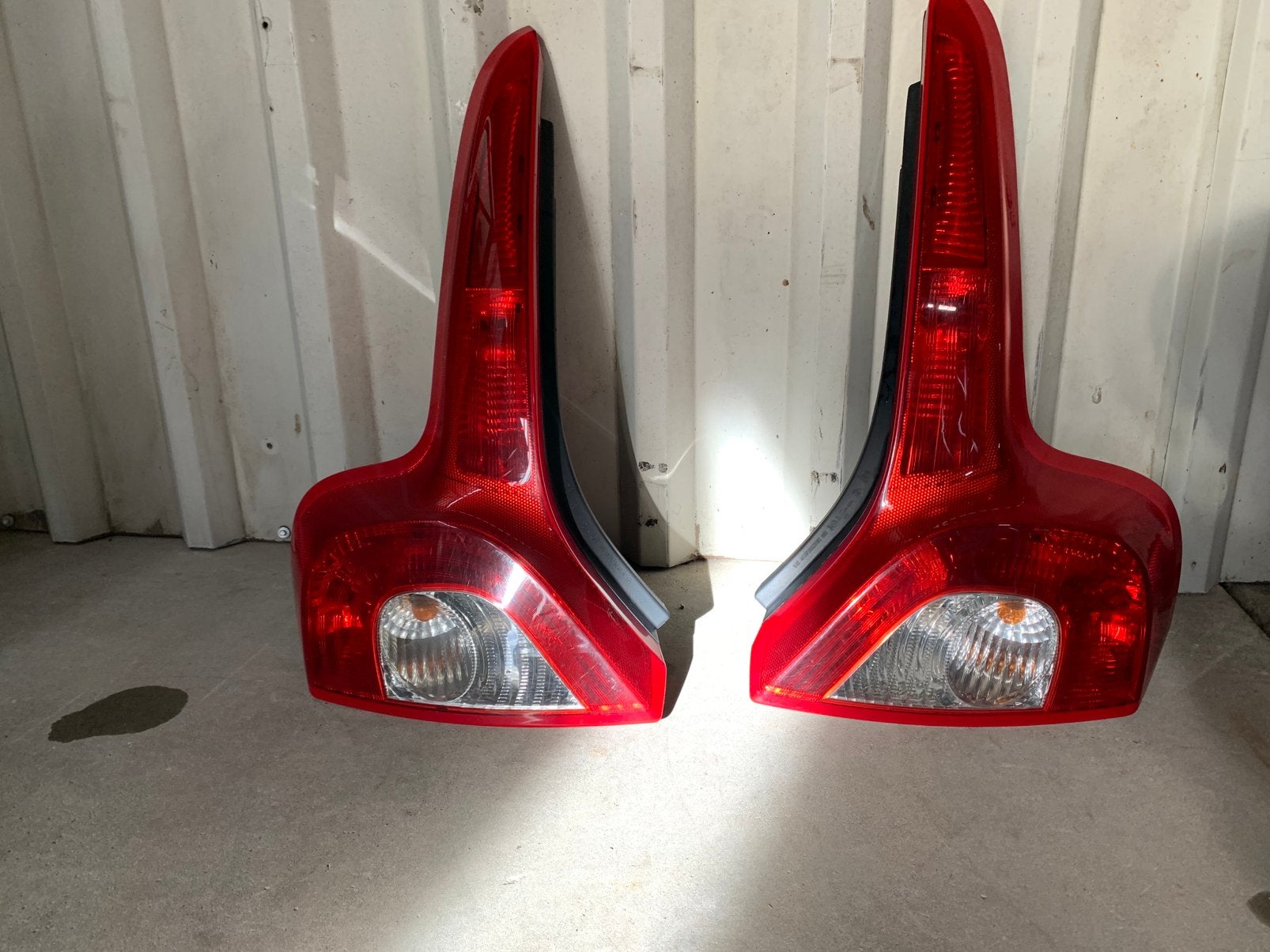 Originele Volvo C30 achterlichten links en rechts, Gebruikt, Info@volvocars.com, Beesd, Ophalen of Verzenden