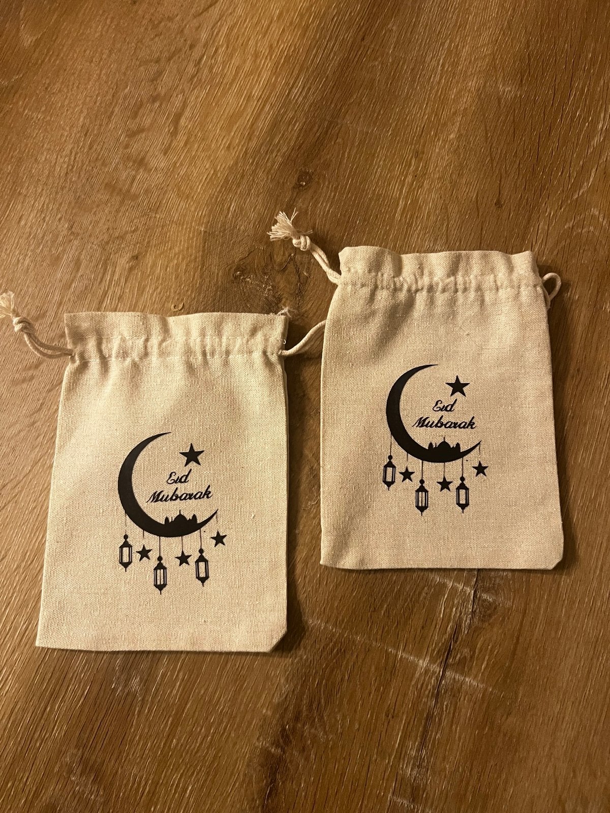2 eid mubarak uitdeel traktatie zakjes, Ophalen of Verzenden, Zo goed als nieuw, Feestartikel, Verjaardag