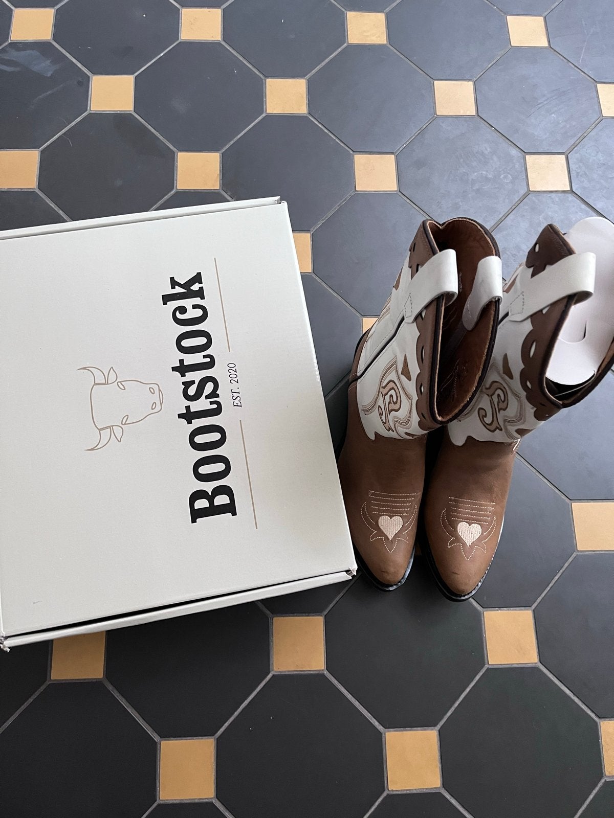 Bootstock cowboy laarzen, nieuw, bruin/wit, maat 38, Kleding | Dames, Schoenen, Ophalen of Verzenden, Nieuw, Bruin, Lage of Enkellaarzen
