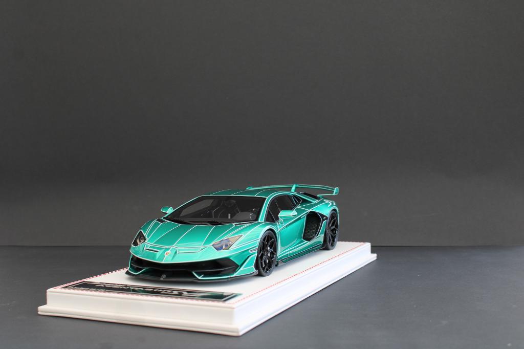 1/18 Lamborghini Aventadors, Hobby en Vrije tijd, Modelauto's | 1:18, Ophalen of Verzenden, Zo goed als nieuw, Auto, Overige merken