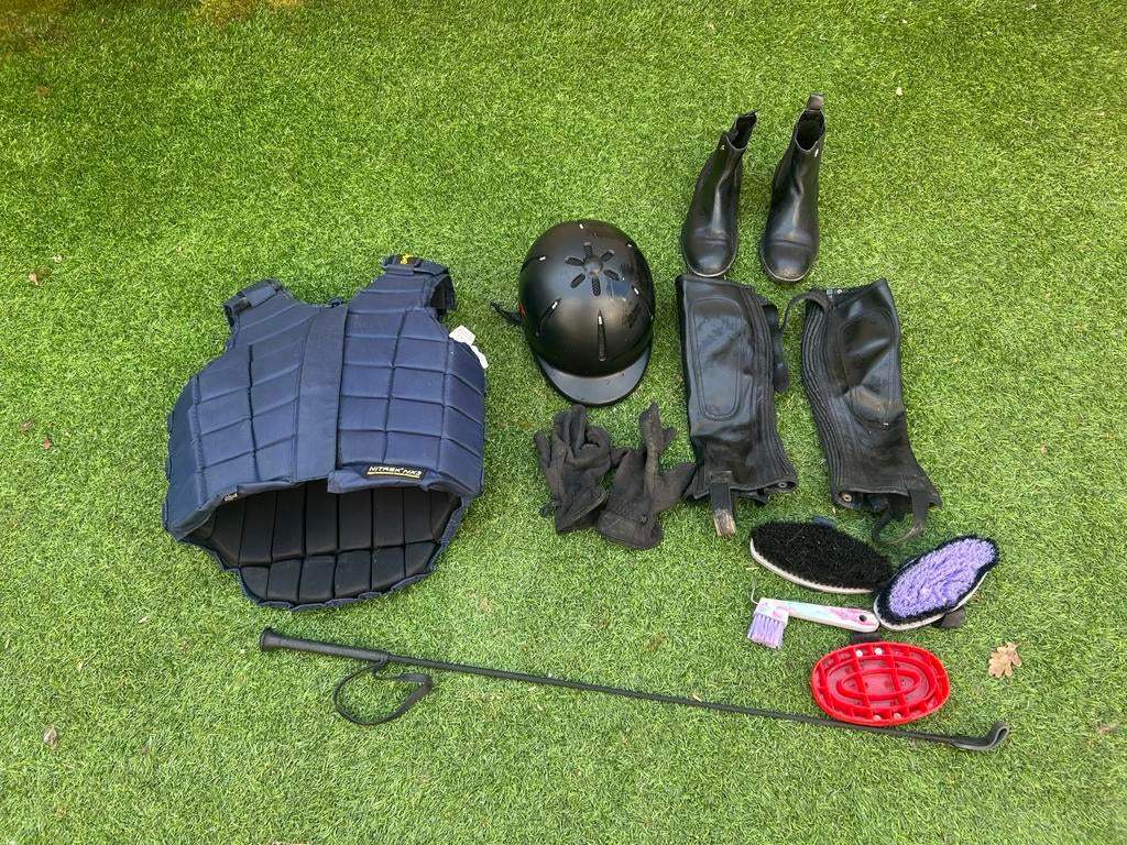 Complete kinderset paardrijkleding, maat xs, schoenmaat 36, Ophalen, Gebruikt, Kinderen, Recreatie