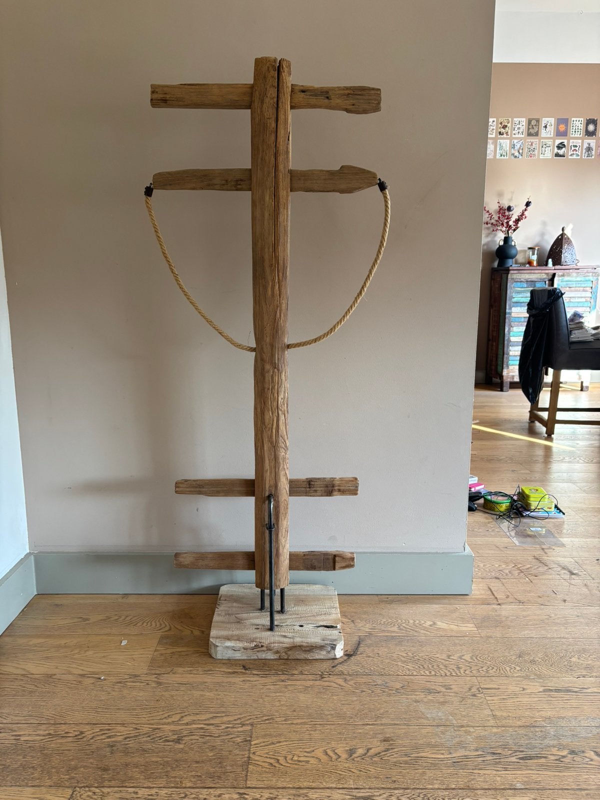 Unieke kapstok/ kleding ophanger, Ophalen, Zo goed als nieuw, Hout, Wandkapstok