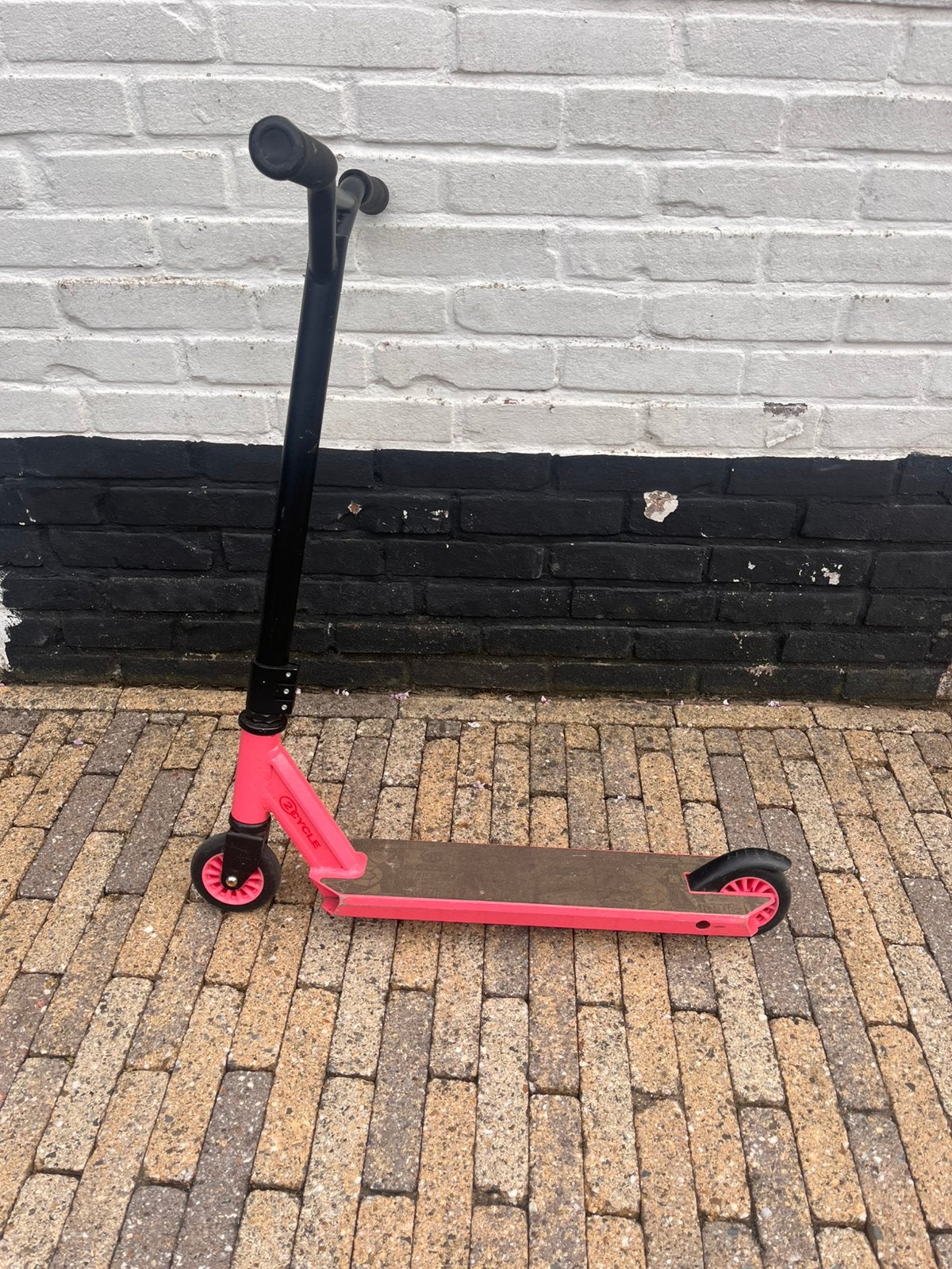Roze stuntstep, Ophalen, Zo goed als nieuw, Gewone step
