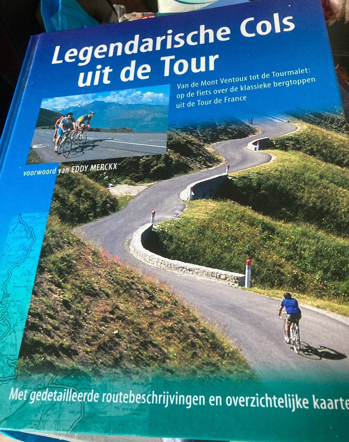 Legendarische Cols uit de Tour (de France)- Fietsboek, Ophalen of Verzenden, Zo goed als nieuw, Lopen en Fietsen
