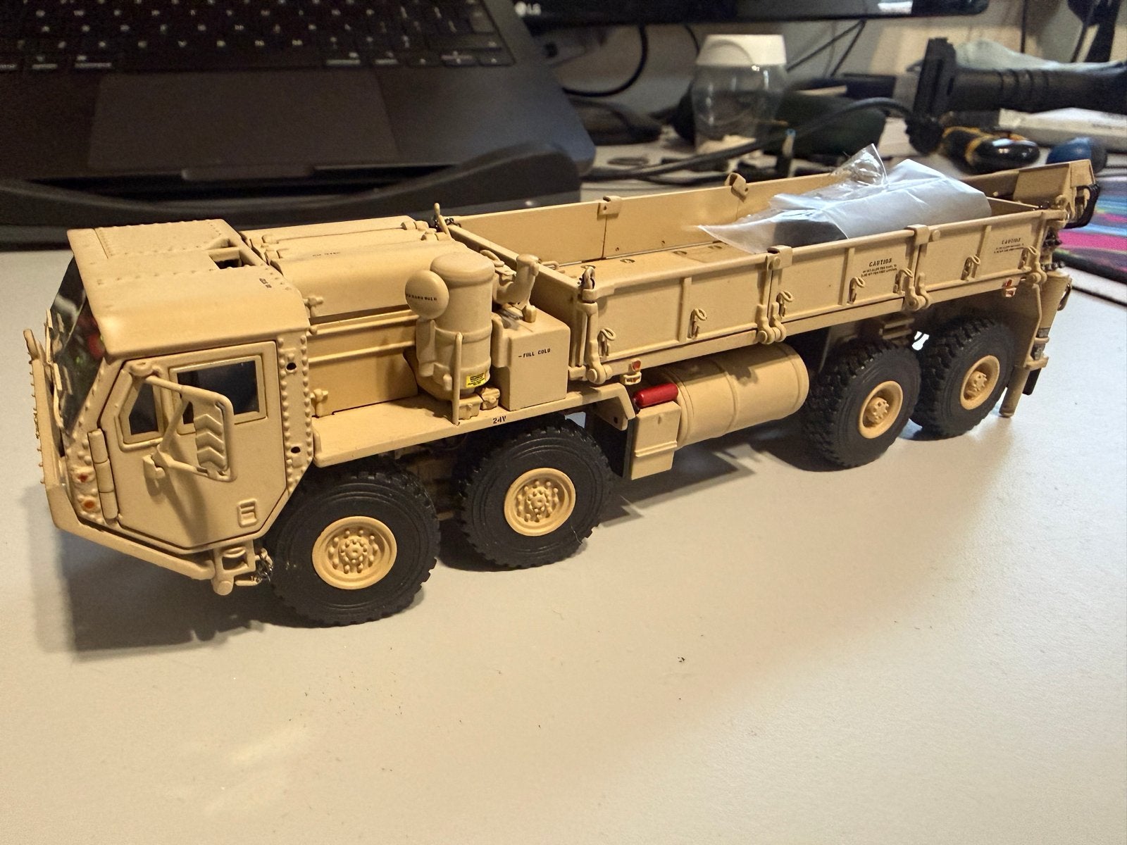 SWORD TWH Oshkosh HEMMT M985 A2 Woestijnkleur 1:50, Ophalen of Verzenden, Zo goed als nieuw, Bus of Vrachtwagen, Overige merken