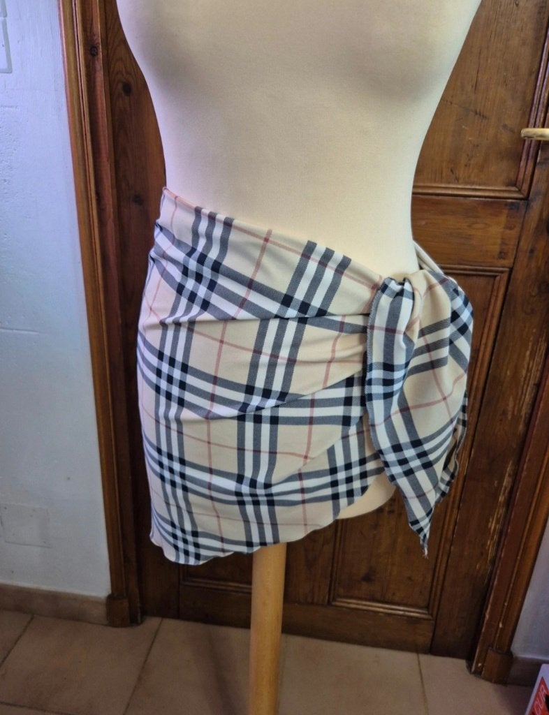 Burberry Pareo | Maat M, Overige typen, Beige, Ophalen of Verzenden, Zo goed als nieuw