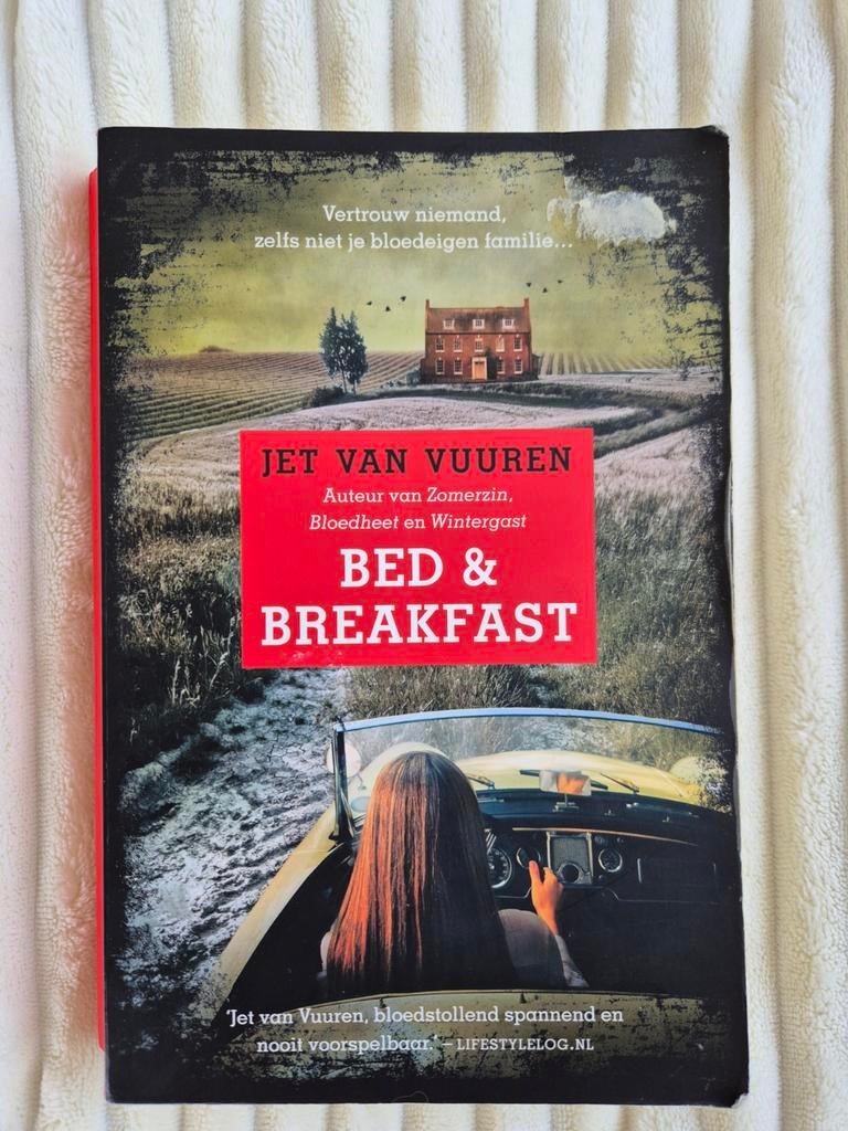 Bed & Breakfast - Jet van Vuuren (Thriller), Ophalen of Verzenden, Gelezen, Jet van Vuuren, Nederland