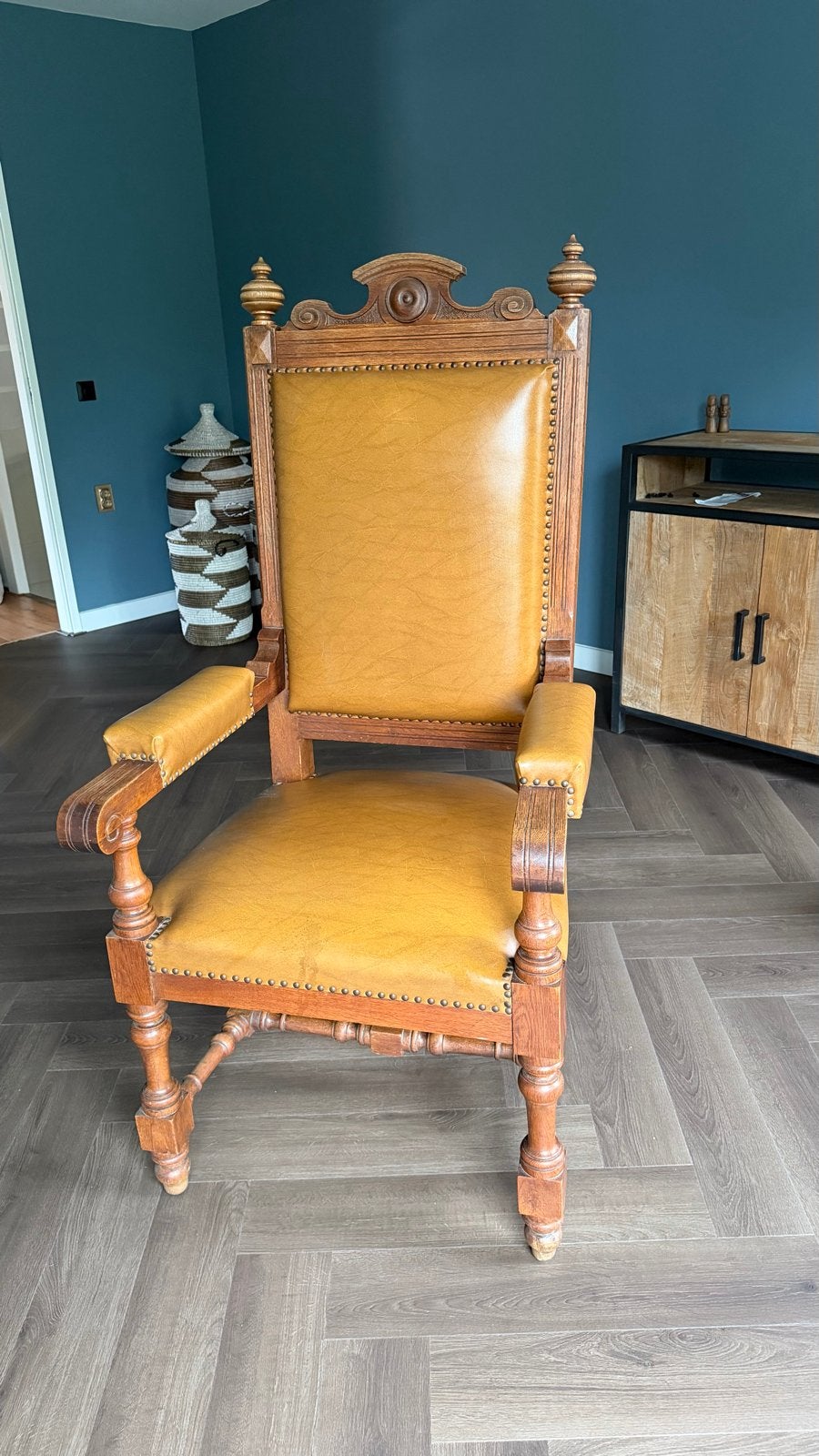 Antieke Eikenhouten Fauteuil uit kantonrechtbank, Ophalen