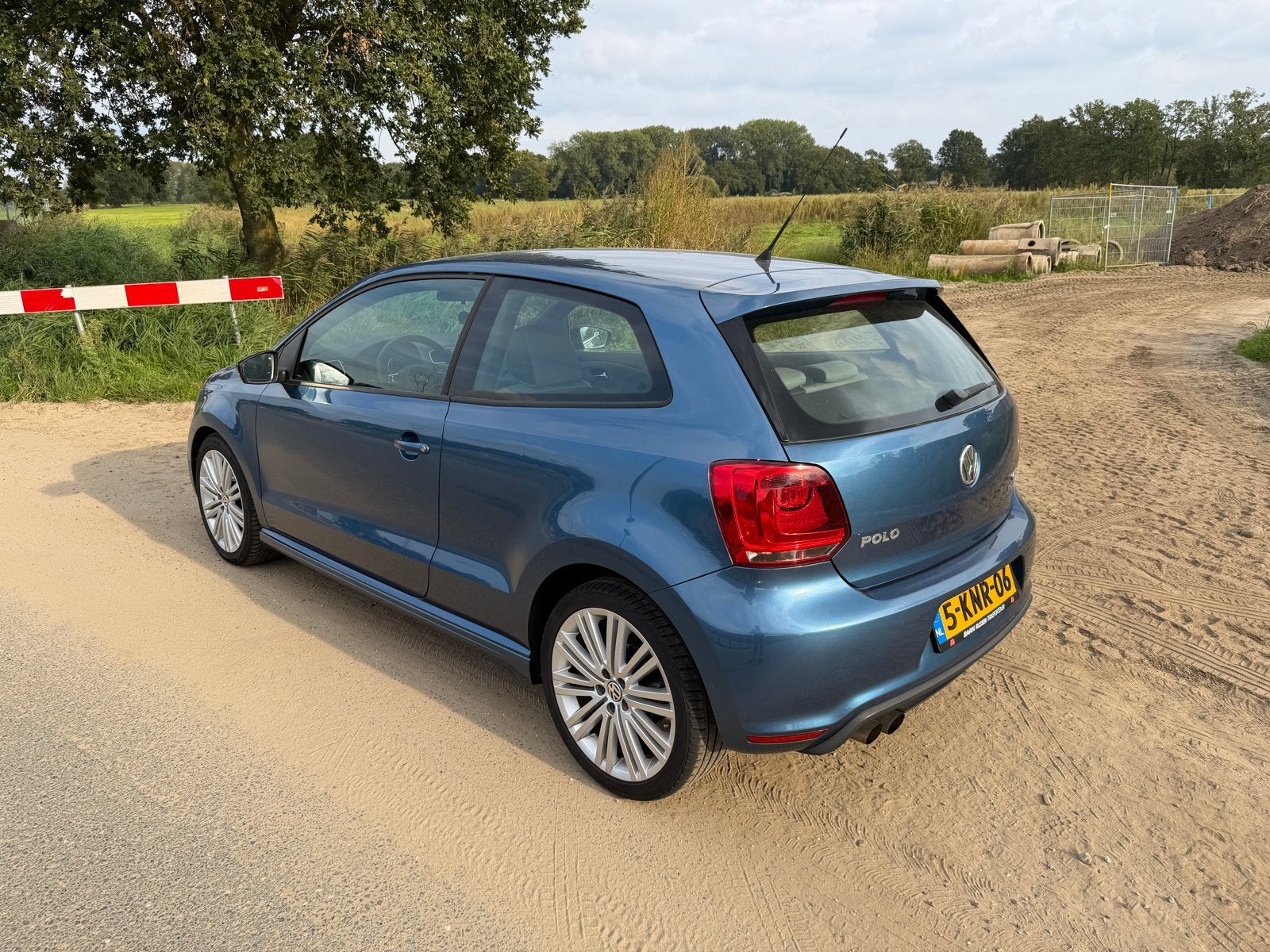 Volkswagen Polo BlueGT 1.4 TSI 103KW 2013 Blauw, Voorwielaandrijving, 4 cilinders, Blauw, 49 €/maand