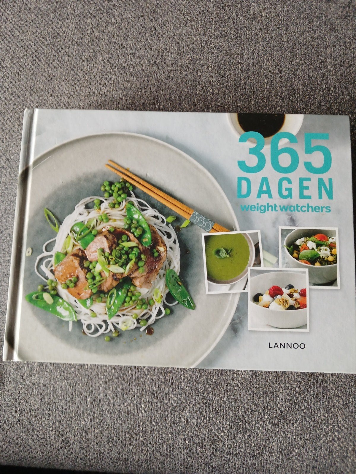 365 Dagen Weight Watchers kookboek - Gezond genieten, Ophalen of Verzenden, Zo goed als nieuw, Dieet en Voeding