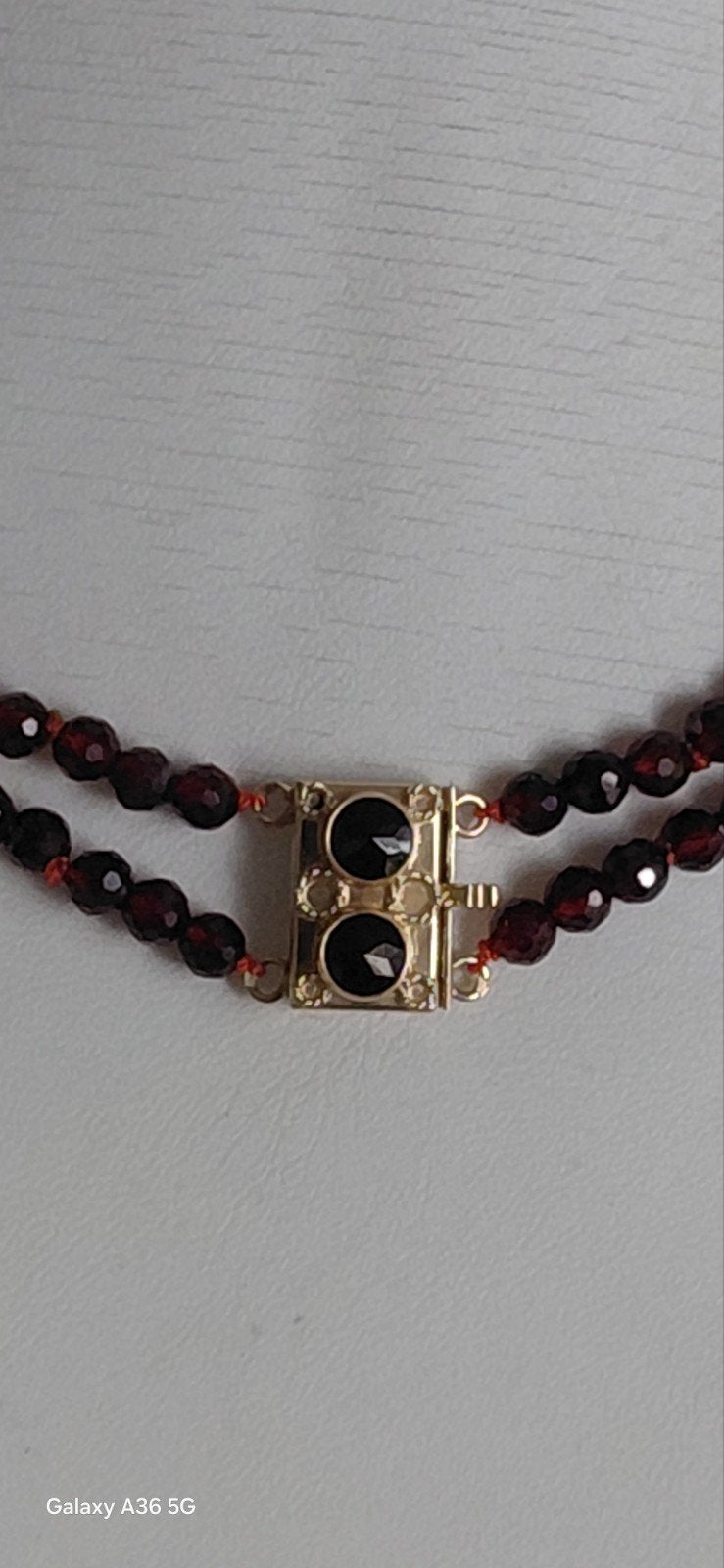 dubbel granaat  ketting, gouden slot,42 cmt, Sieraden, Tassen en Uiterlijk, Ophalen of Verzenden, Goud, Ketting