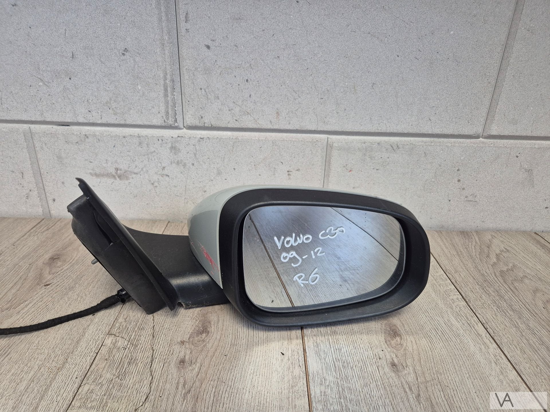Spiegel rechts van Volvo C30 facelift 2009 tot 2012 6 draden, Auto-onderdelen, Gebruikt, -, -, Ophalen of Verzenden