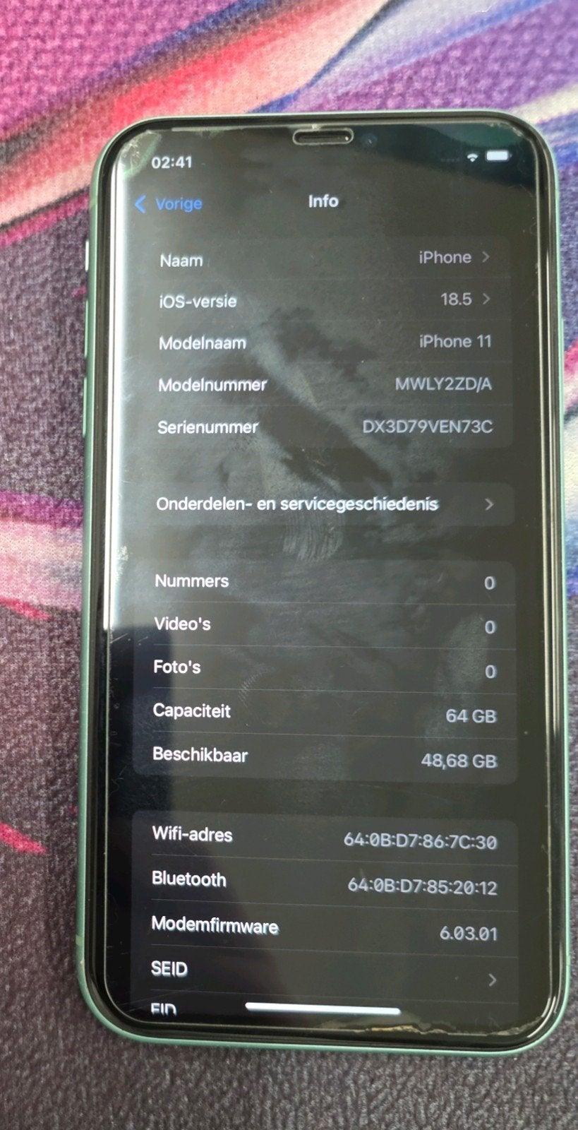 iPhone 11 64GB - Gebruikssporen, camera glas defect, Gebruikt, 82 %, 64 GB, Zonder simlock