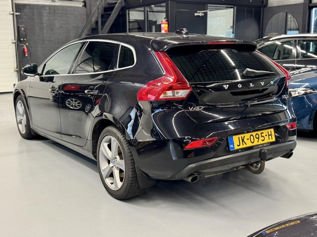 Volvo V40 1.6 T3 Summum Camera/BLIS/Xenon/Led, Auto's, Voorwielaandrijving, 4 cilinders, 150 pk, Zwart