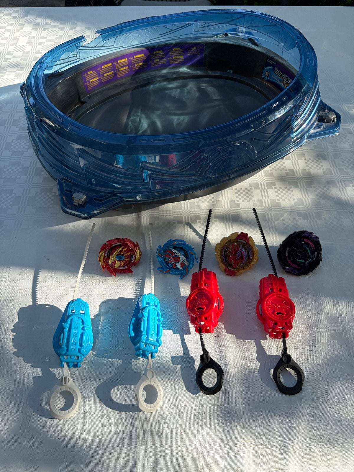Beyblade Burst Arena met 4 Beyblades en Launchers, Ophalen of Verzenden, Gebruikt, Jongen of Meisje