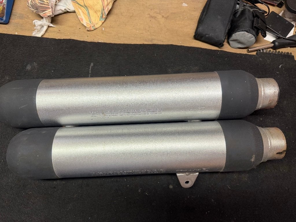 Originele uitlaat Harley Davidson Night Rod vrsdc, Motoren, Onderdelen | Harley-Davidson, Ophalen, Gebruikt