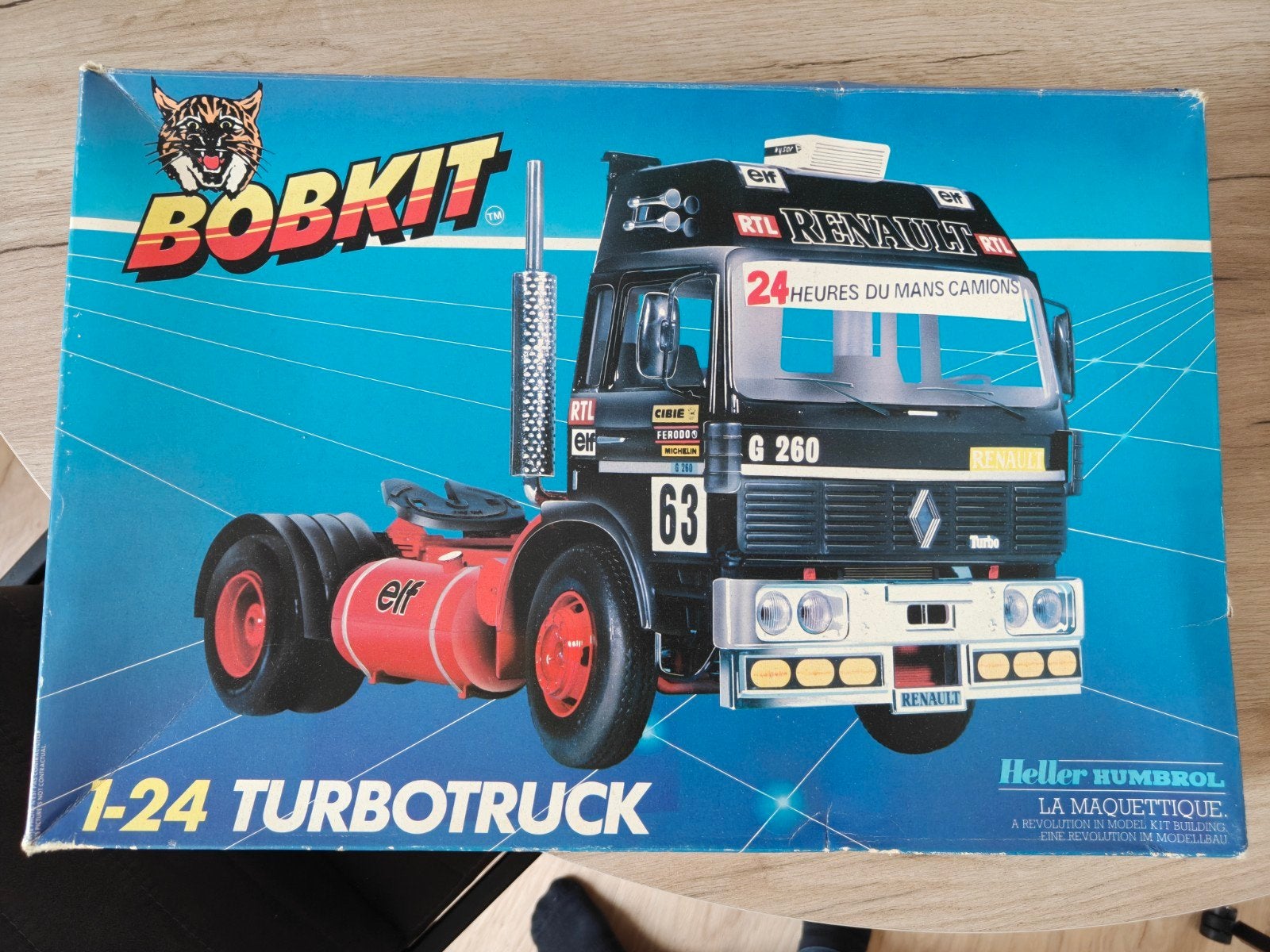 Heller Humbrol Bobkit Renault turbotruck 1:24, Ophalen of Verzenden, Zo goed als nieuw, Truck, Heller