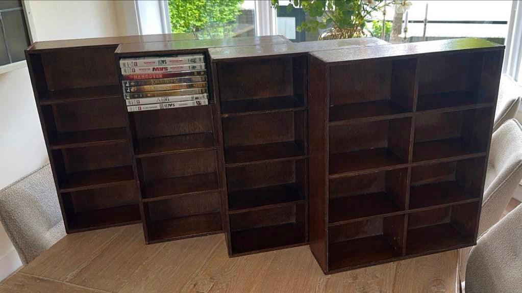 Houten Bewaarbakken voor DVD's - Set van 4, Huis en Inrichting, Woonaccessoires | Cd- en Dvd-rekken, Ophalen, Dvd's, 150 discs of meer