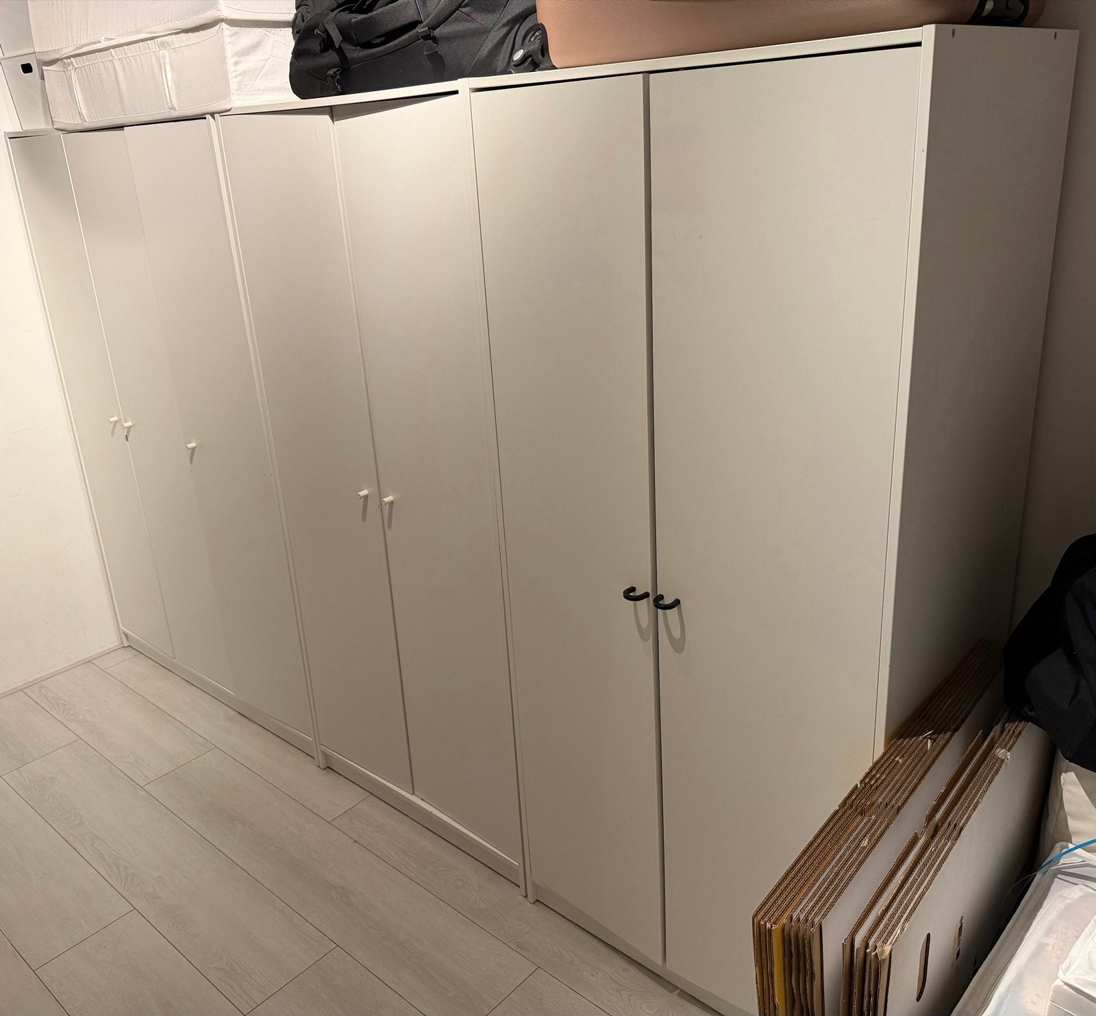 IKEA KLEPPSTAD kledingkasten wit, Huis en Inrichting, Kasten | Kledingkasten, Ophalen, 100 tot 150 cm, Zo goed als nieuw, 150 tot 200 cm