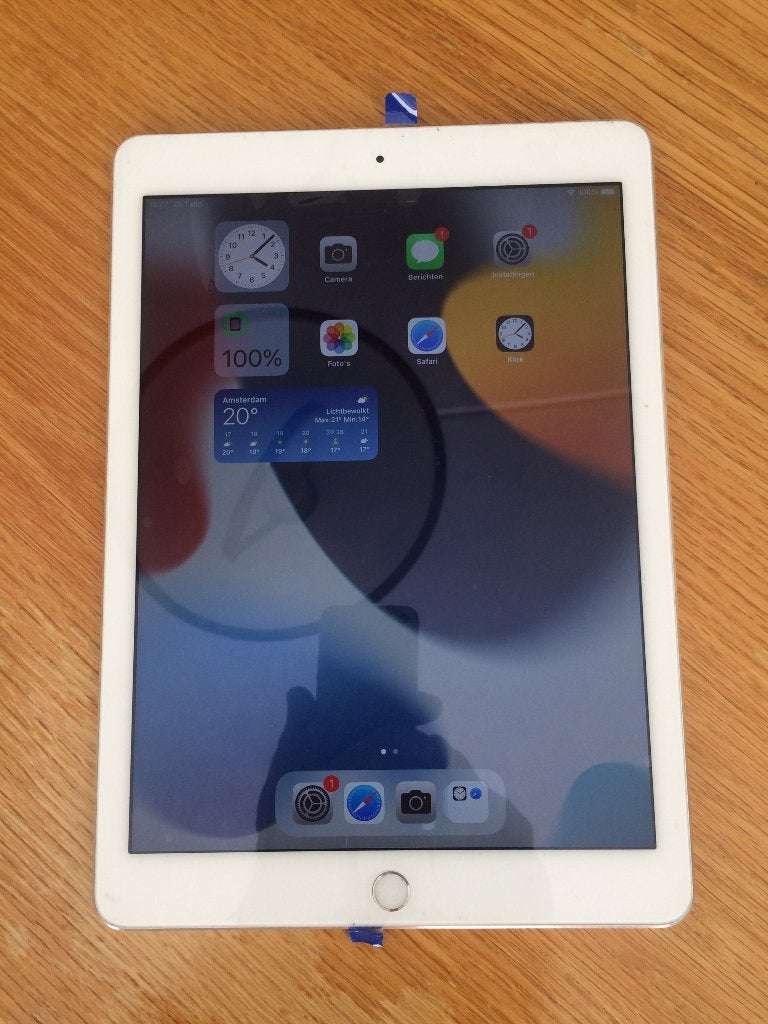 ipad air 2, 10 inch, Apple iPad Air, Ophalen of Verzenden, Zo goed als nieuw