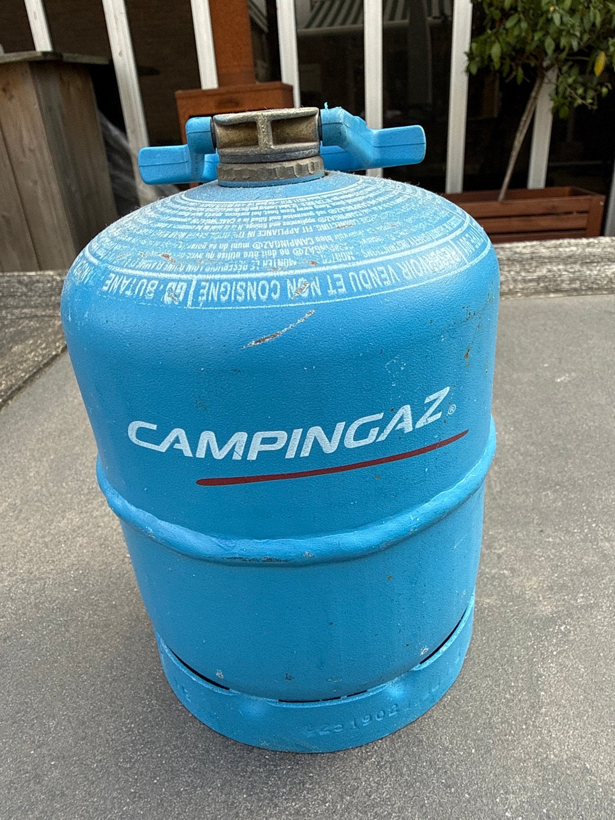 Campingaz gasfles R901 1/2 vol, Caravans en Kamperen, Kampeeraccessoires, Ophalen, Gebruikt