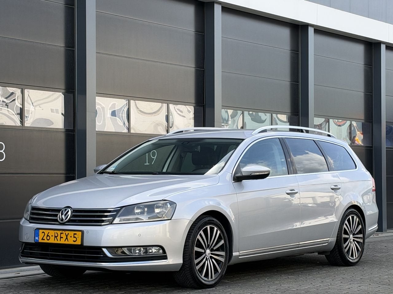 Volkswagen Passat 1.6 TDI Highline Leer Navi Clima PDC, Verwarmde buitenspiegels, 154 €/maand, Passat, Te koop