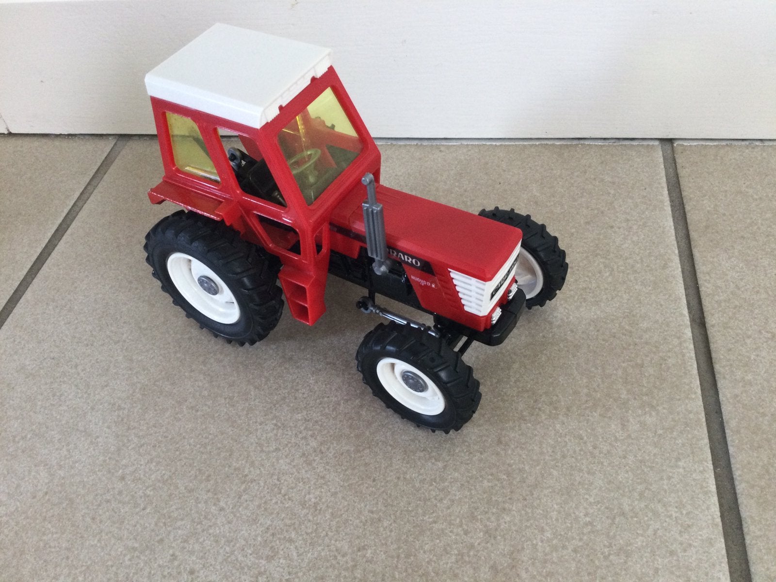 Carraro tractor model giodi Italië., Ophalen of Verzenden, Zo goed als nieuw, Tractor of Landbouw, Overige merken