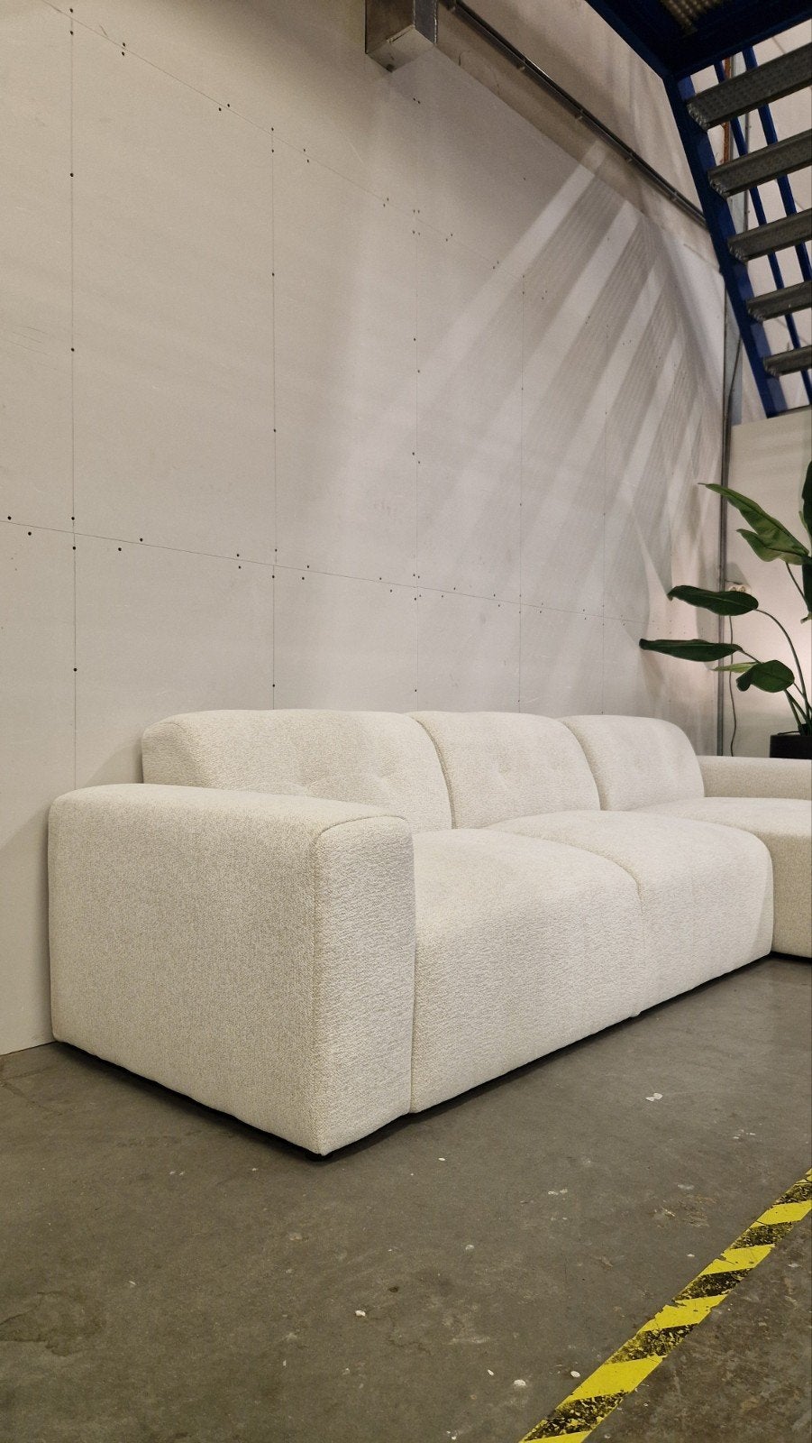 Foto 6 van Nieuwe Luxe Hoekbank Crème 310x155 cm Showroommodel