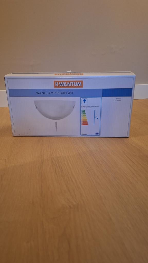 Kwantum wandlamp Plato wit - Nieuw in doos, Ophalen, Nieuw, Metaal, Modern, minimalistisch