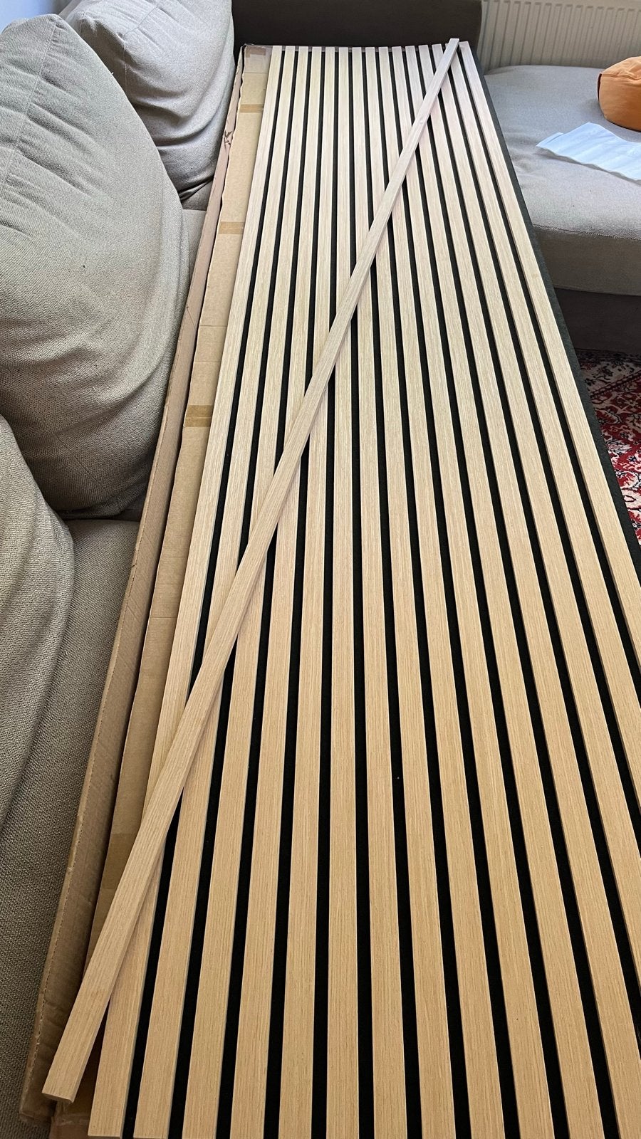 2x Akoestisch paneel 280x60 licht eiken (nieuw) + afsluitlat, Ophalen, Nieuw, Beige, Hout