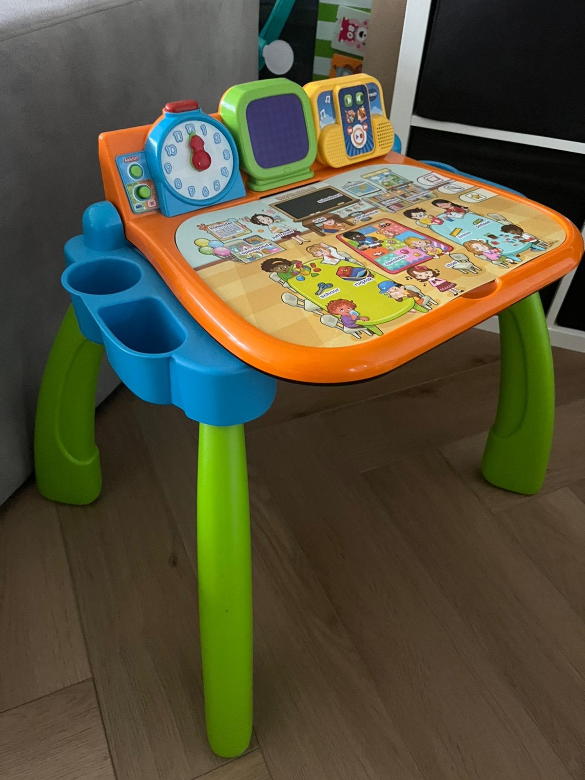 V-Tech magisch bureau - leertafel, Ophalen, Zo goed als nieuw