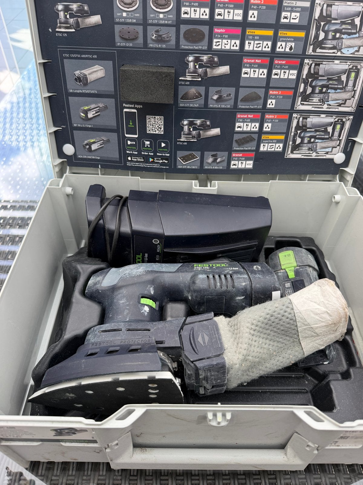 Festool DTS 400 deltaschuurmachine 3.1  2 accu met garantie, Ophalen of Verzenden, Zo goed als nieuw, Minder dan 600 watt, Vlakschuurmachine