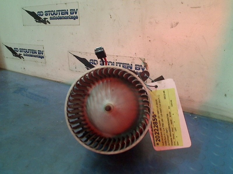 Kachel Ventilatormotor Audi A4 Avant (B8) 2012 X6552004, Gebruikt, Auto-Union-Straße  1, Ingolstadt 85057, , Duitsland, Info@audi.de